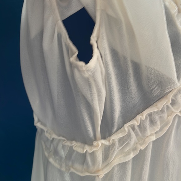 Chiana Silk chiffon Ivory Baby Doll bubble hem Blouse Size M - Picture 6 of 8